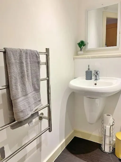 Two Bedroom Apartment In Central Bournemouth Velká Británie